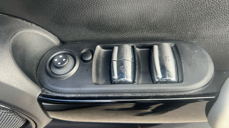 MINI Convertible 1.5 Cooper Classic 2dr Petrol Convertible